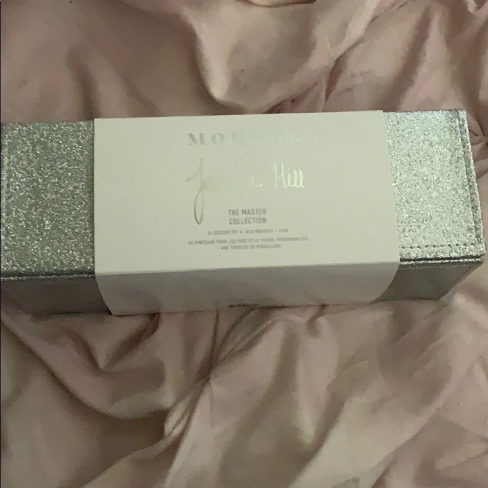 MORPHE Jaclyn hill brush  @beautynthebrush